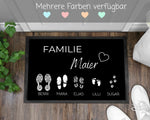 Lade das Bild in den Galerie-Viewer, Fußmatte | Familie| anpassbar mit Namen| Fußabdrücke
