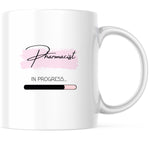 Lade das Bild in den Galerie-Viewer, Tasse für werdende Apotheker Geschenk| personalisierbar mit Wunschnamen - GlamourDesign
