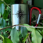Lade das Bild in den Galerie-Viewer, Personalisierbare Tasse aus Edelstahl| Geschenk| Karabiner Tasse für Bergsteiger| Reisen| Wandern| Campen - GlamourDesign
