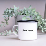 Lade das Bild in den Galerie-Viewer, Emaille Tasse| Erzieherin| Danke, dass du mir beim wachsen geholfen hast| Geschenk für die Erzieherin| Regenbogen| personalisiert mit Namen - GlamourDesign
