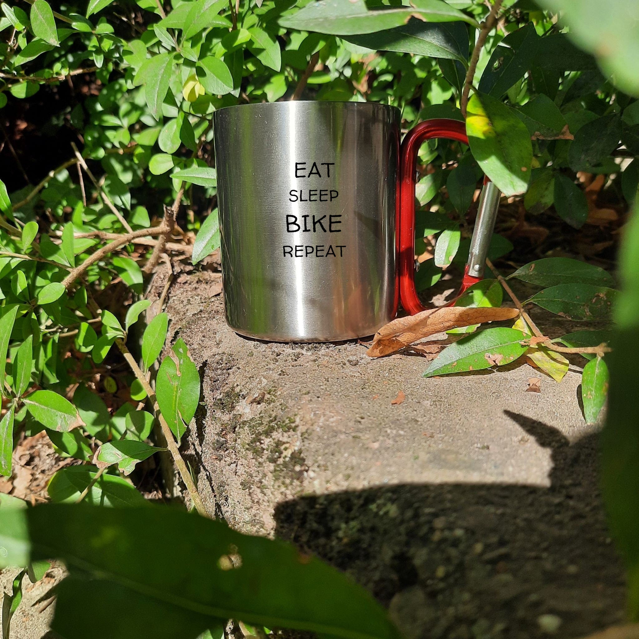 Personalisierbare Edelstahltasse| mit Karabinerhaken| Eat, Bike, Sleep, Repeat| Mountainbike - GlamourDesign