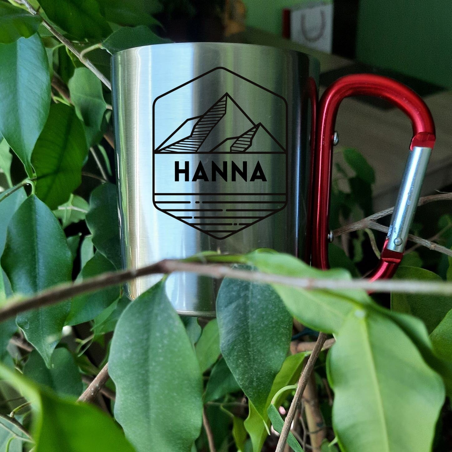 Personalisierbare Tasse aus Edelstahl mit Karabinergriff| Bergsteiger| Namenstasse - GlamourDesign