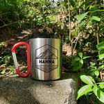 Lade das Bild in den Galerie-Viewer, Personalisierbare Tasse aus Edelstahl mit Karabinergriff| Bergsteiger| Namenstasse - GlamourDesign
