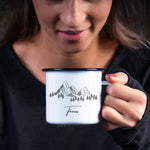 Lade das Bild in den Galerie-Viewer, Emaille Tasse| Becher| Berg- Motiv| personalisierbar mit Namen - GlamourDesign
