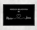 Lade das Bild in den Galerie-Viewer, Fußmatte | personalisierbar mit Namen| Paare Matte| Geschenk zum Einzug | Indoor - GlamourDesign
