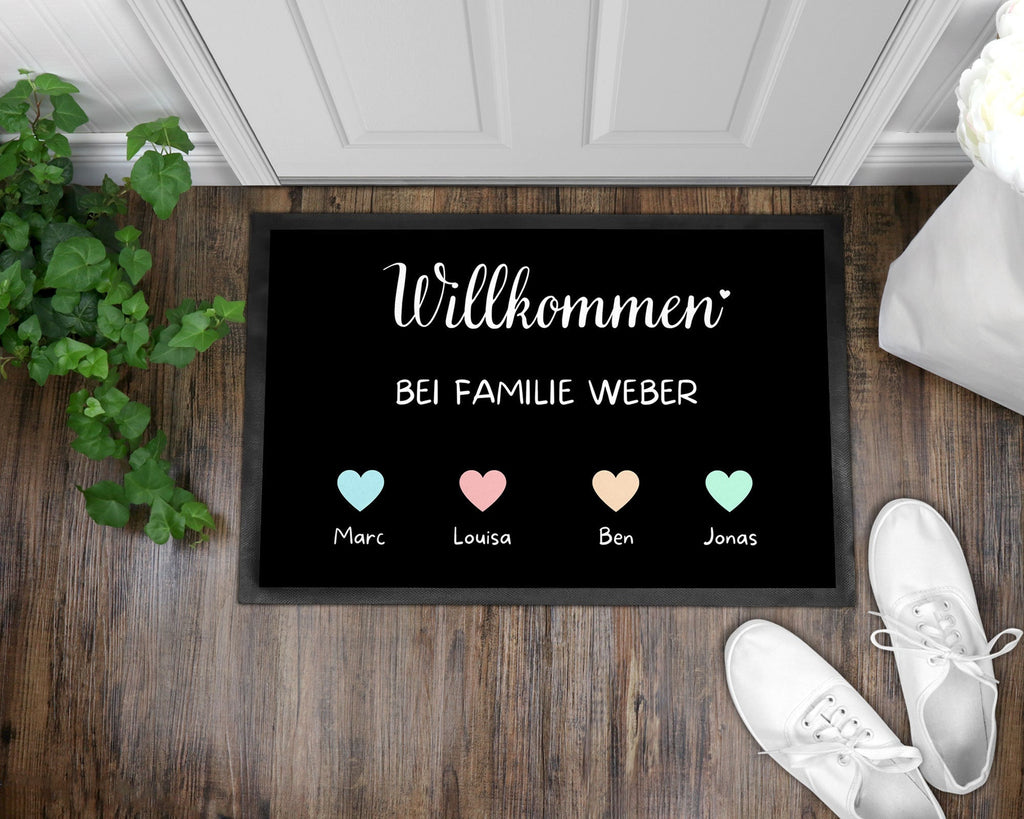 Fußmatte | personalisierbar mit Familien-&Vornamen| Herzen| bis zu 7 Vornamen | Indoor - GlamourDesign