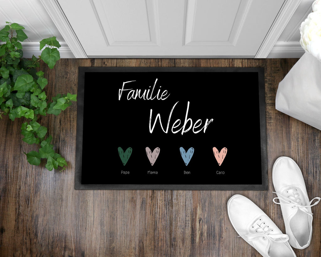 Fußmatte | personalisierbar mit Familien-&Vornamen| Herzen| bis zu 6 Vornamen | Indoor - GlamourDesign