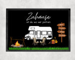 Lade das Bild in den Galerie-Viewer, Fußmatte | Zuhause ist wo wir parken| personalisierbar mit Vornamen| rutschfest &amp; waschbar | Indoor - GlamourDesign
