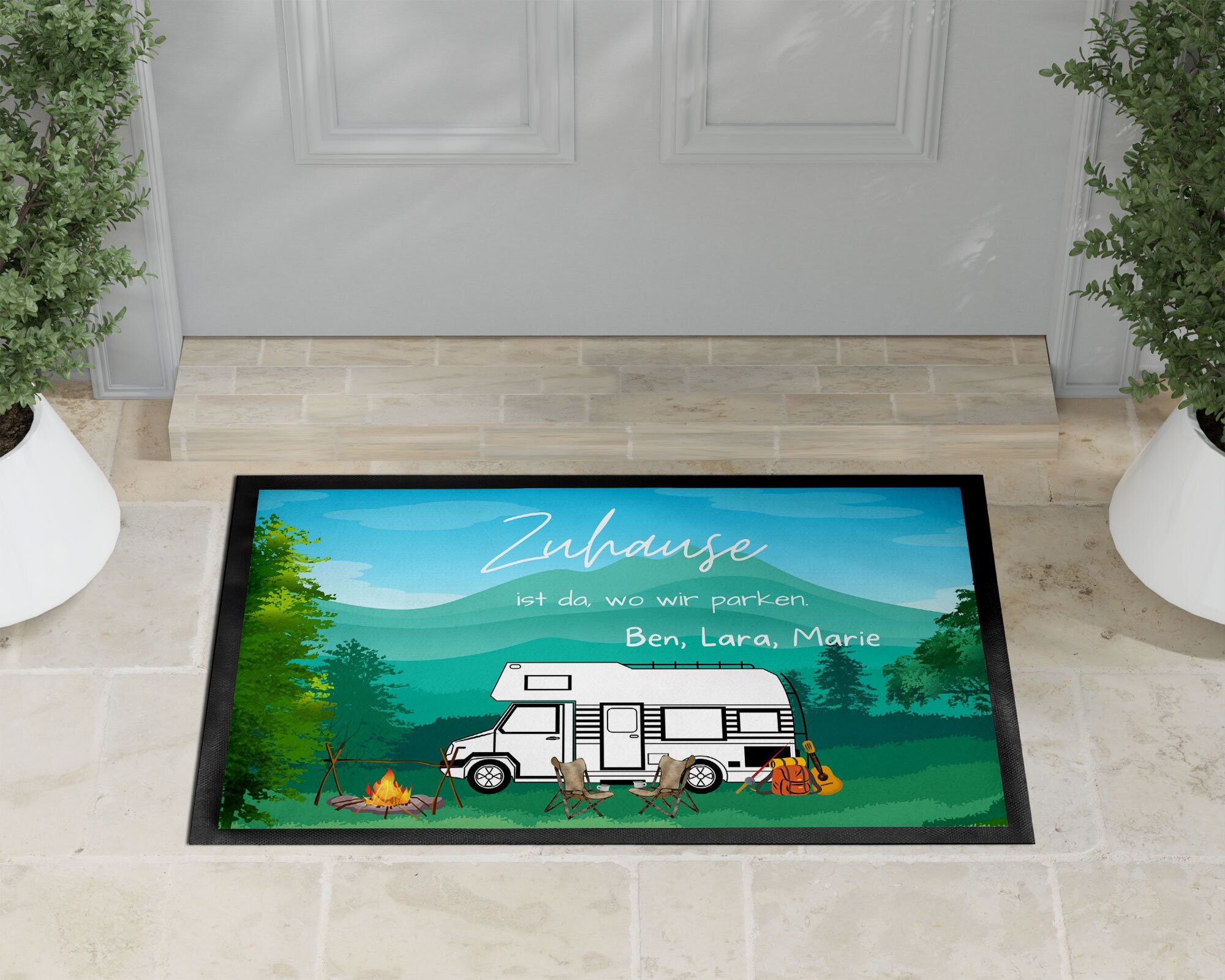 Fußmatte| Camping| verschiedene Camper Modelle| personalisierbar mit Vornamen| rutschfest & waschbar | Indoor - GlamourDesign