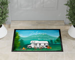 Lade das Bild in den Galerie-Viewer, Fußmatte| Camping| verschiedene Camper Modelle| personalisierbar mit Vornamen| rutschfest &amp; waschbar | Indoor - GlamourDesign
