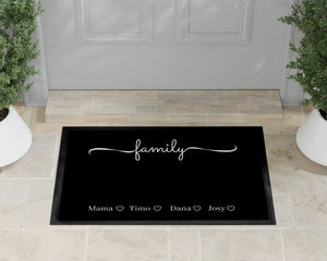 Fußmatte | personalisierbar mit Familien-&Vornamen| Herzen |bis zu 7 Vornamen | Indoor - GlamourDesign