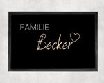 Lade das Bild in den Galerie-Viewer, Fußmatte |verschiedene Farben| personalisierbar mit Familiennamen| rutschfest &amp; waschbar | Indoor - GlamourDesign
