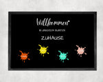 Lade das Bild in den Galerie-Viewer, Fußmatte | bunt mit Farbklecksen| personalisierbar mit bis zu 7 Vornamen| Willkommen | Indoor - GlamourDesign
