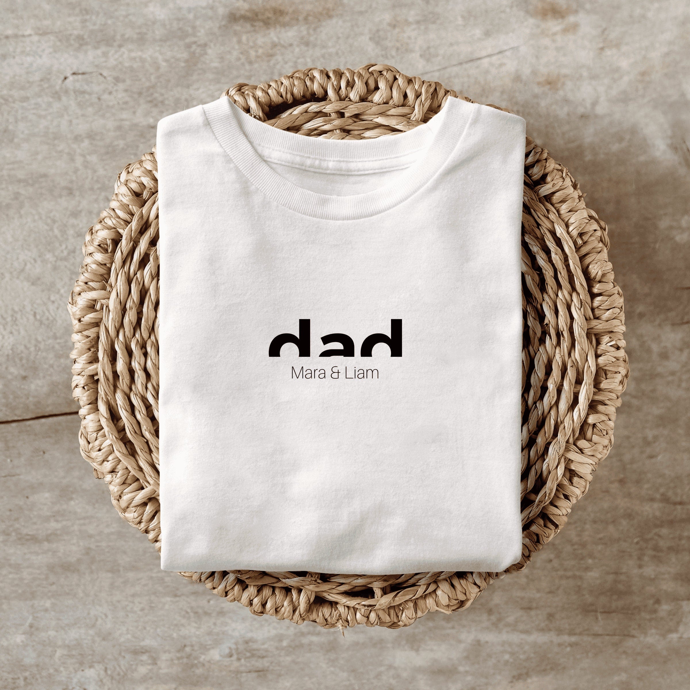 Papa T-Shirt| personalisiert mit Namen| Geschenk | Vatertag | Geburtstag| Geburt | Dad | Kinder - GlamourDesign
