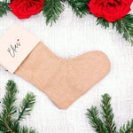 Lade das Bild in den Galerie-Viewer, Personalisierter Nikolausstiefel | Namen mit Herz | Nikolausstrumpf | Weihnachtsstrumpf |Weihnachtsgeschenk - GlamourDesign
