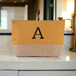 Lade das Bild in den Galerie-Viewer, Personalisierte Kosmetiktasche aus Jute | Schminktasche mit Namen| in 4 Farben - GlamourDesign
