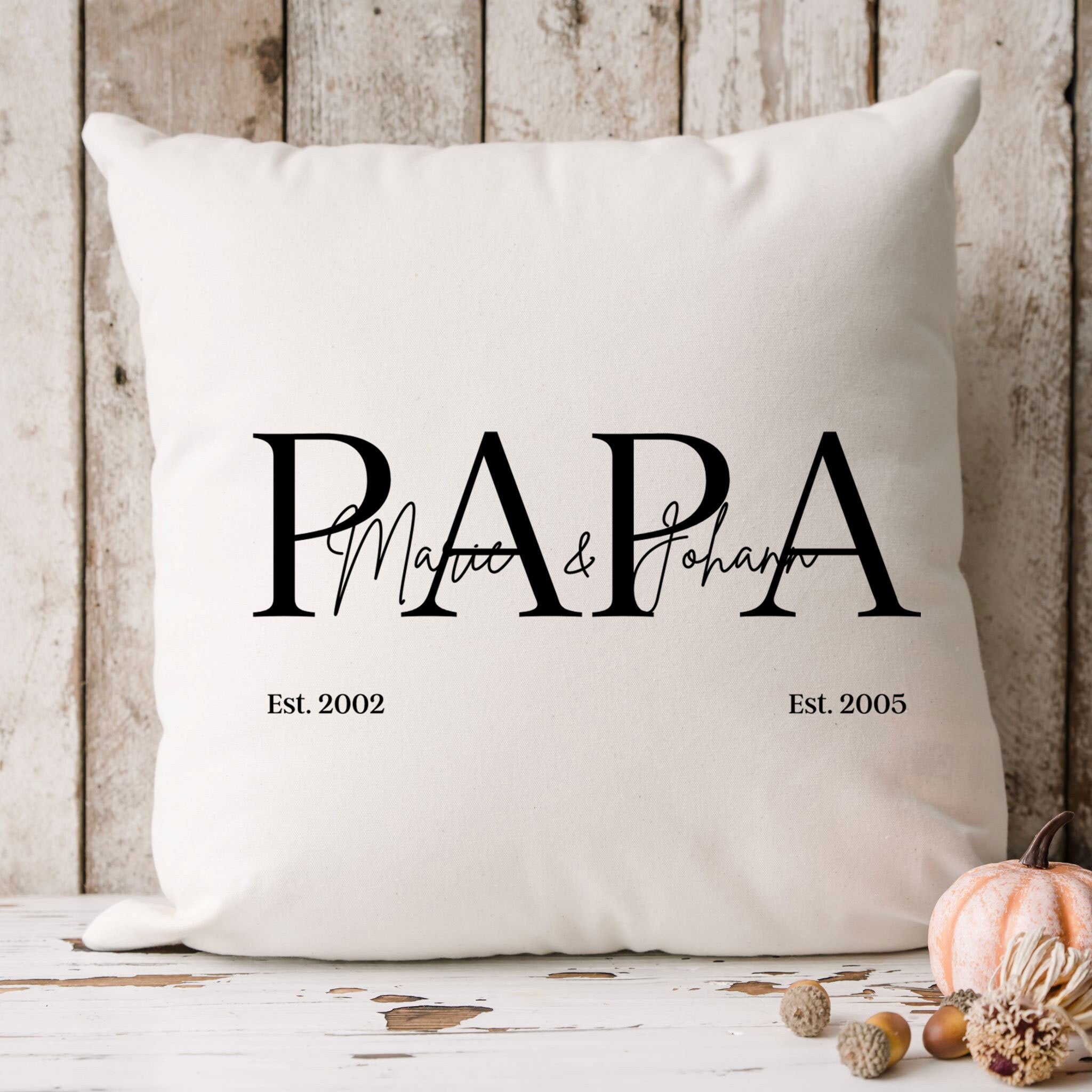 Papakissen| Personalisierbarer Kissenbezug| Kissen| personalisierbar mit 2 Namen und Geburtsdaten - GlamourDesign