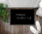Lade das Bild in den Galerie-Viewer, Fußmatte | personalisierbar mit Familiennamen | minimalistisches Design | rutschfest&amp;waschbar | Indoor - GlamourDesign
