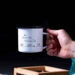 Lade das Bild in den Galerie-Viewer, Emaille Tasse| Becher| Berge mit Camper | personalisierbar mit Namen - GlamourDesign

