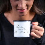 Lade das Bild in den Galerie-Viewer, Emaille Tasse| Becher| Berge mit Camper | personalisierbar mit Namen - GlamourDesign
