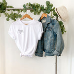 Lade das Bild in den Galerie-Viewer, Partner T-Shirt | Holding Hands | Geschenk | Paargeschenke | Geschenk für beste Freunde | - GlamourDesign
