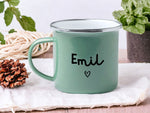 Lade das Bild in den Galerie-Viewer, Emaille Tasse in Mint| Becher personalisiert mit deinem Wunschnamen und Herzchen| beidseitig - GlamourDesign
