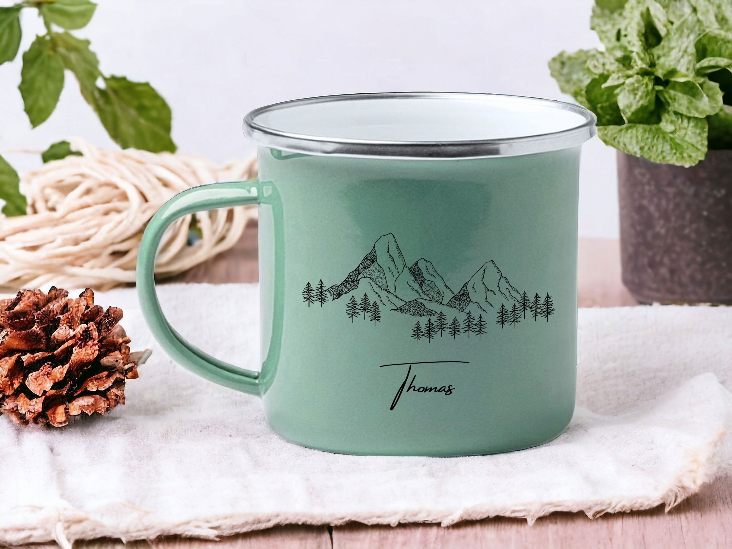 Emaille Tasse in Mint| Becher für Camper|Wandern|personalisiert mit deinem Wunschnamen| beidseitig bedruckt - GlamourDesign