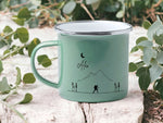 Lade das Bild in den Galerie-Viewer, Emaille Tasse in Mint| Becher für Camper|Wandern|Bergsteigertasse |personalisiert mit deinem Wunschnamen| beidseitig bedruckt - GlamourDesign
