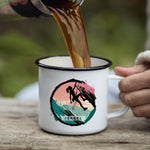 Lade das Bild in den Galerie-Viewer, Emaille Tasse für Bergsteiger mit Wunschnamen Kletterin Geschenk Kletterer Becher Geburstagsgeschenk - GlamourDesign
