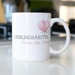 Lade das Bild in den Galerie-Viewer, Personalisierte Tasse für Ärzte, Mediziner, Therapeuten | Lieblingsärztin | Kaffeetasse Namenstasse | Geschenkidee | Individuell bedruckt
