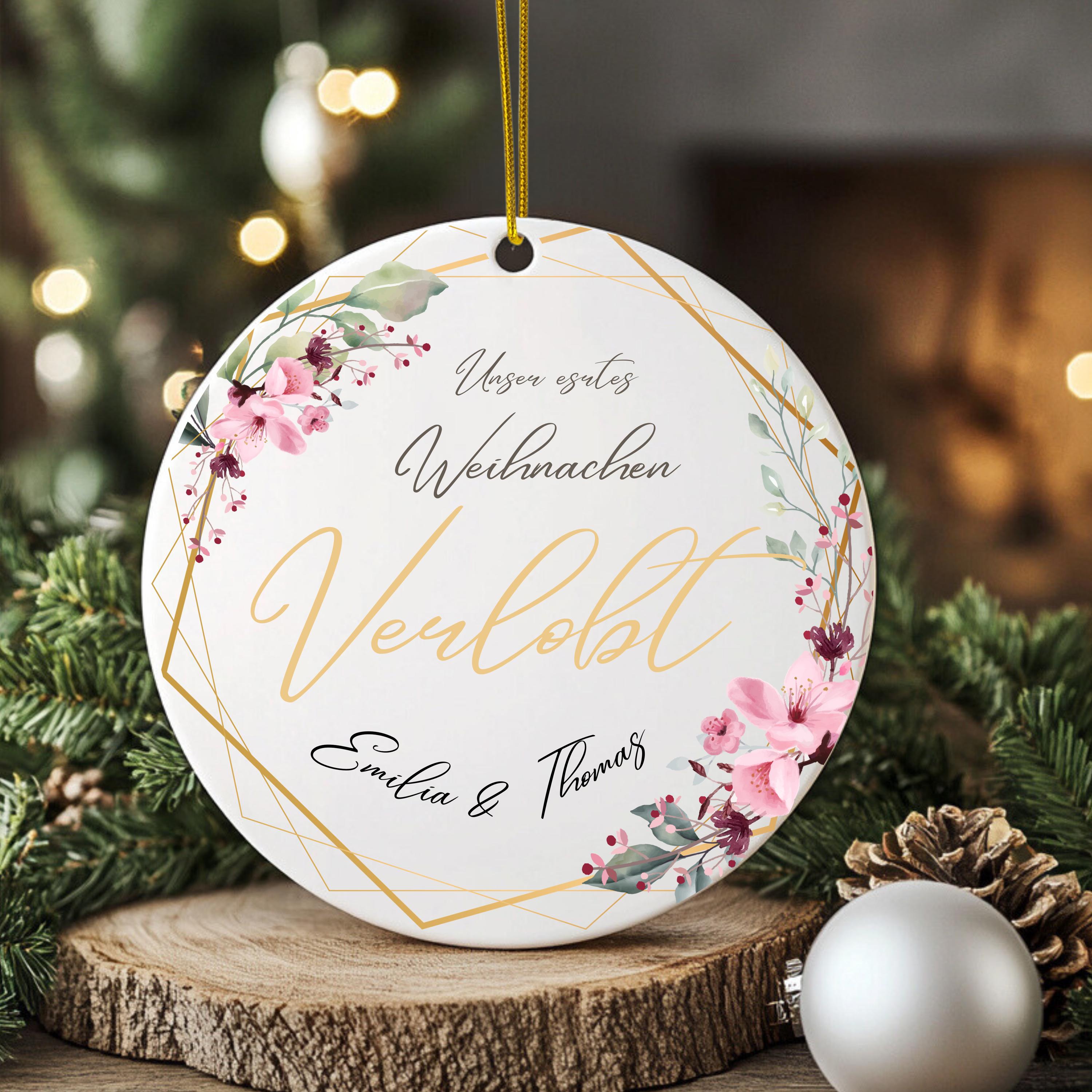 Personalisierter Weihnachtsbaumanhänger Individueller Baumschmuck Erstes Weihnachten verlobt verheiratet Namensornament Geschenk für Paare - GlamourDesign