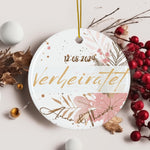 Lade das Bild in den Galerie-Viewer, Personalisierter Hochzeitsornament Individueller Baumschmuck Erstes Weihnachten verlobt verheiratet Namensornament Geschenk für Paare - GlamourDesign
