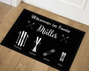 Personalisierbare Fußmatte mit Familie Namen Ski-Design für Berghaus Individuell anpassbar mit Namen & Skisymbolen Perfektes Geschenk - GlamourDesign