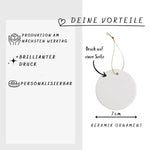Lade das Bild in den Galerie-Viewer, Personalisiertes Familien Weihnachtsornament aus Keramik – Christbaumschmuck mit Namen &amp; individueller Gravur – Geschenkidee Weihnachten
