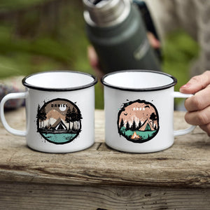 Personalisierte Emaille Tasse mit Zelt-Motiv – Geschenk für Bergliebhaber & Naturfreunde – Wandern Geburtstagsgeschenk mit Wunschname