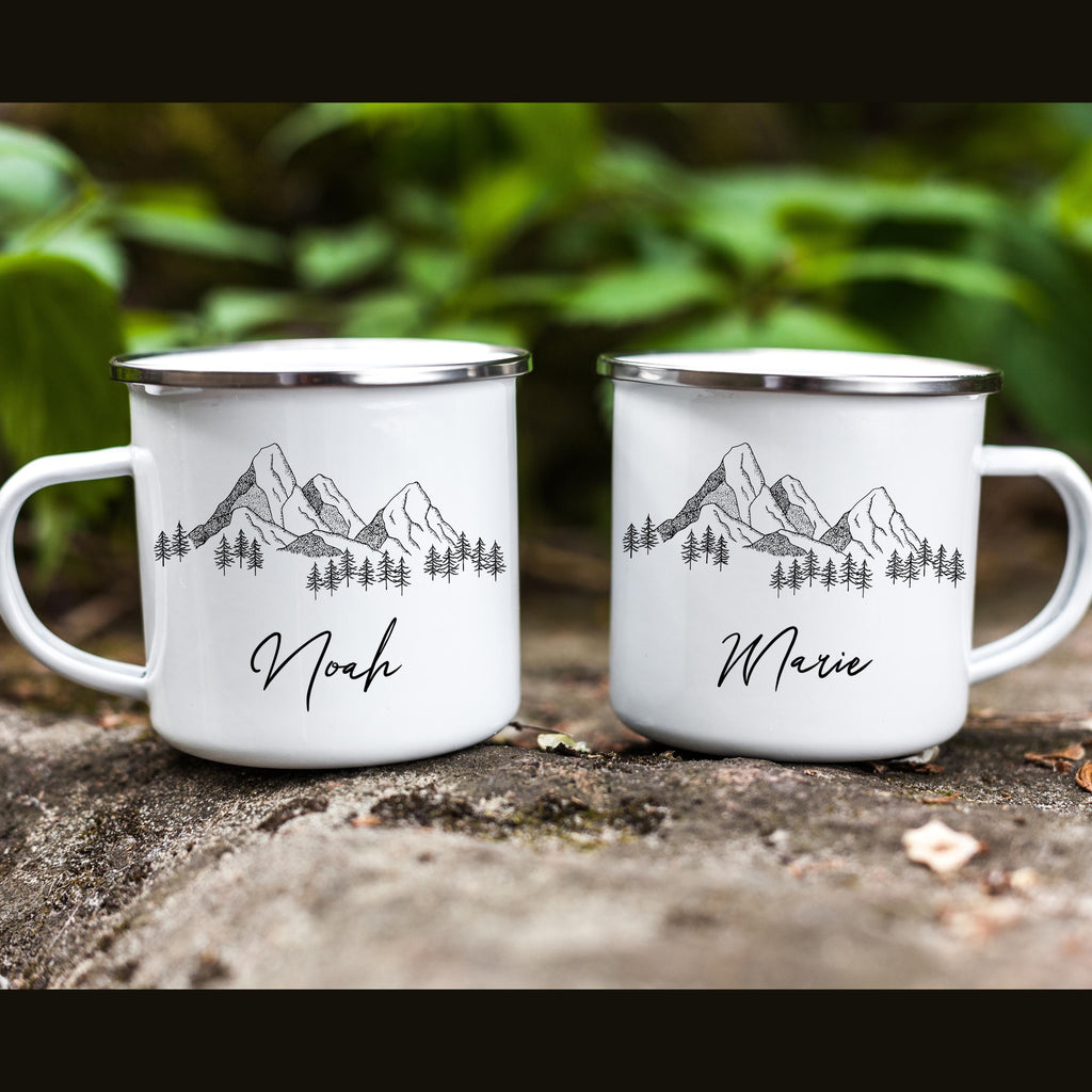 Personalisierte Emaille-Tasse mit Bergmotiv – Outdoor Camping  Becher mit Namen | Camping-Geschenk für Bergliebhaber