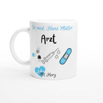 Lade das Bild in den Galerie-Viewer, Tasse als Geschenk für den Arzt| Wunschname| Arzt mit Herz | Geschenk für zukünftige Ärzte &amp; angehende Doktoren - Doktor Abschlussgeschenk
