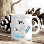 Lade das Bild in den Galerie-Viewer, Tasse als Geschenk für den Arzt| Wunschname| Arzt mit Herz | Geschenk für zukünftige Ärzte &amp; angehende Doktoren - Doktor Abschlussgeschenk
