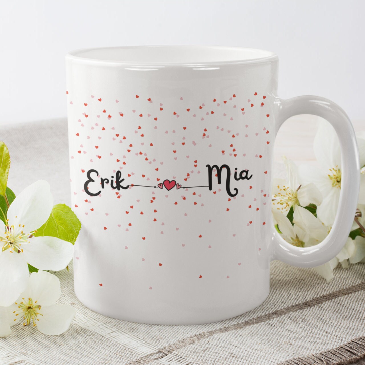 Personalisierte Tasse für die Freundin, Freund, Pärchen, mit niedlichen Herzen |Kaffeetasse Namenstasse | Geschenkidee |Individuell bedruckt - GlamourDesign