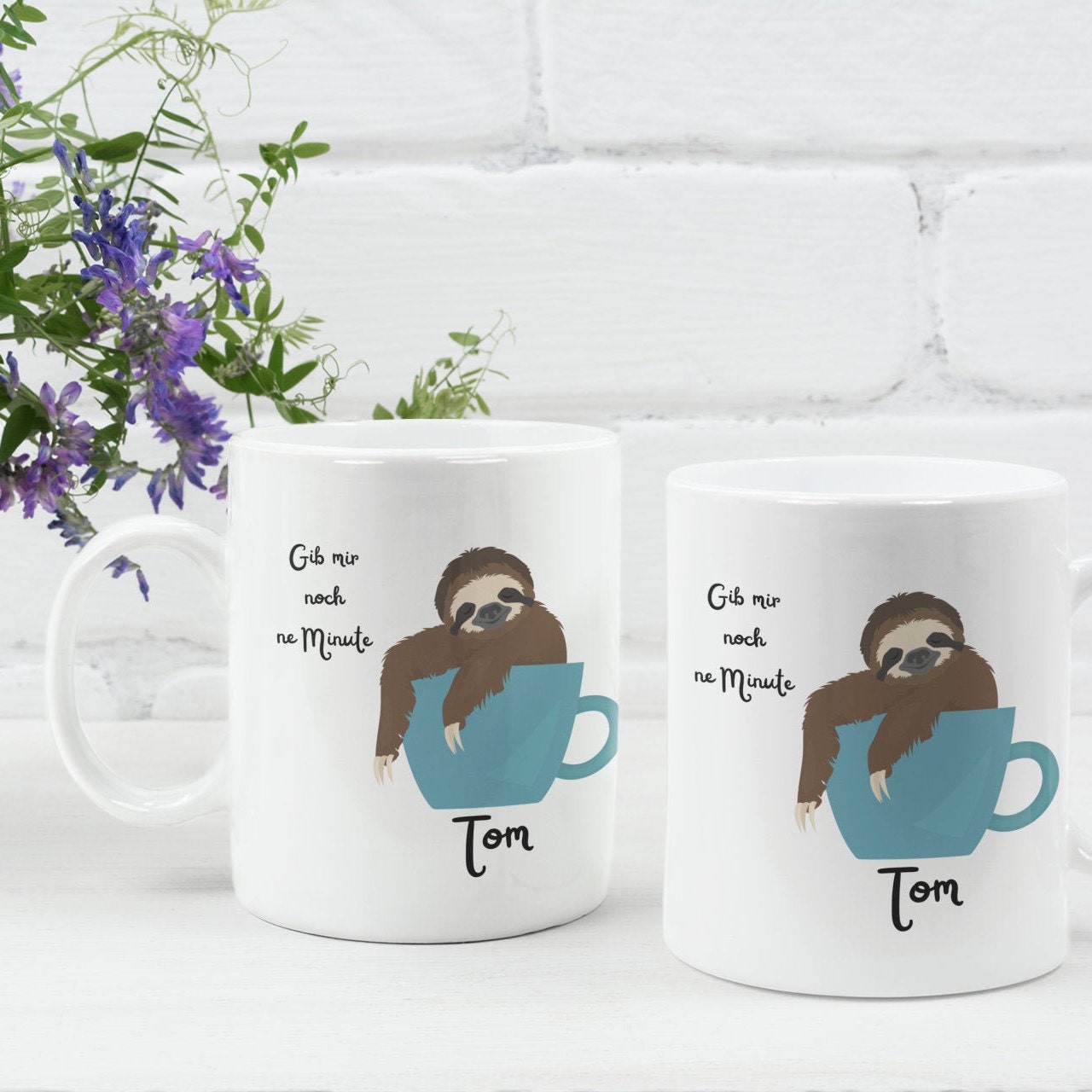 Tasse für Langschläfer mit süßem Faultier Motiv | Kaffeetasse Namenstasse | Geschenkidee | Individuell bedruckt - GlamourDesign