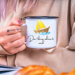 Lade das Bild in den Galerie-Viewer, Emaille Tasse| Becher| Segeln| Abenteuer - GlamourDesign
