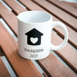Lade das Bild in den Galerie-Viewer, Tasse für den Bauherrn| Glückwunsch zum Hausbau - GlamourDesign

