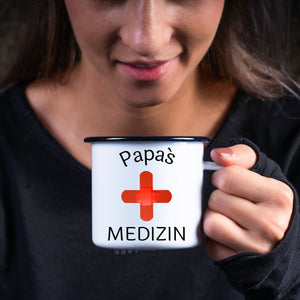 Emaille Tasse| Becher| Papa's Medizin| Camping| Geschenk für Väter - GlamourDesign