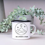 Lade das Bild in den Galerie-Viewer, Emaille Tasse| Becher| Me stars and moon - GlamourDesign
