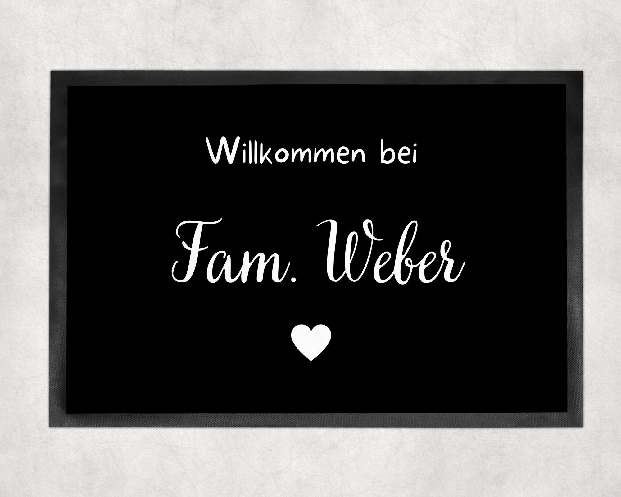 Fußmatte | personalisierbar mit Familiennamen| Willkommen bei| Herz- Edition| wundervolle Begrüßung vor der Haustür - GlamourDesign