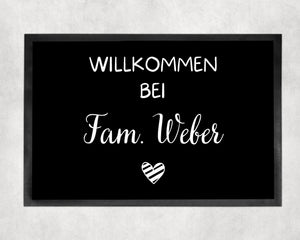 Fußmatte | personalisierbar mit Familiennamen| Willkommen bei| rutschfest&waschbar - GlamourDesign