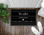 Lade das Bild in den Galerie-Viewer, Fußmatte | wie schön, dass du da bist| personalisierbar mit Vornamen| bis zu 6 Namen - GlamourDesign
