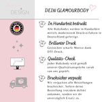 Lade das Bild in den Galerie-Viewer, Baby Body Nachname | Schwangerschaft verkünden | Herz | personalisierbar - GlamourDesign

