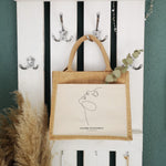 Lade das Bild in den Galerie-Viewer, Jutetasche| One Line Design| Frau| Einkaufstasche| Geschenk - GlamourDesign
